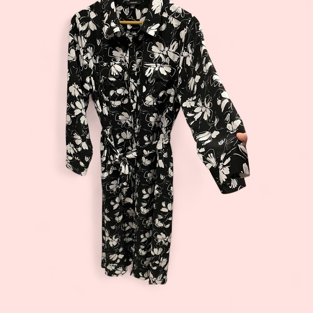 Cute black white floral midi shirt dress button front tie belt flowy